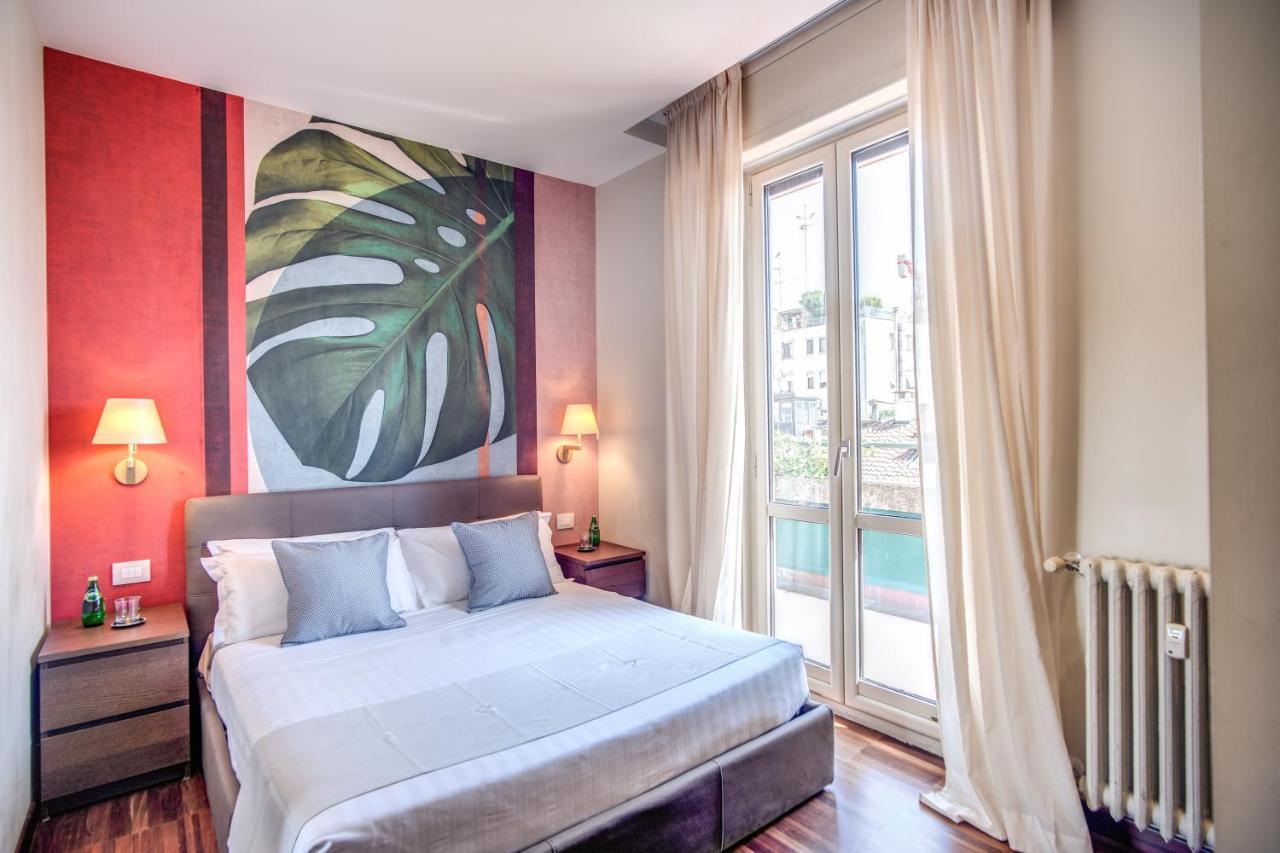Milhouse Suites Duomo Милано Екстериор снимка