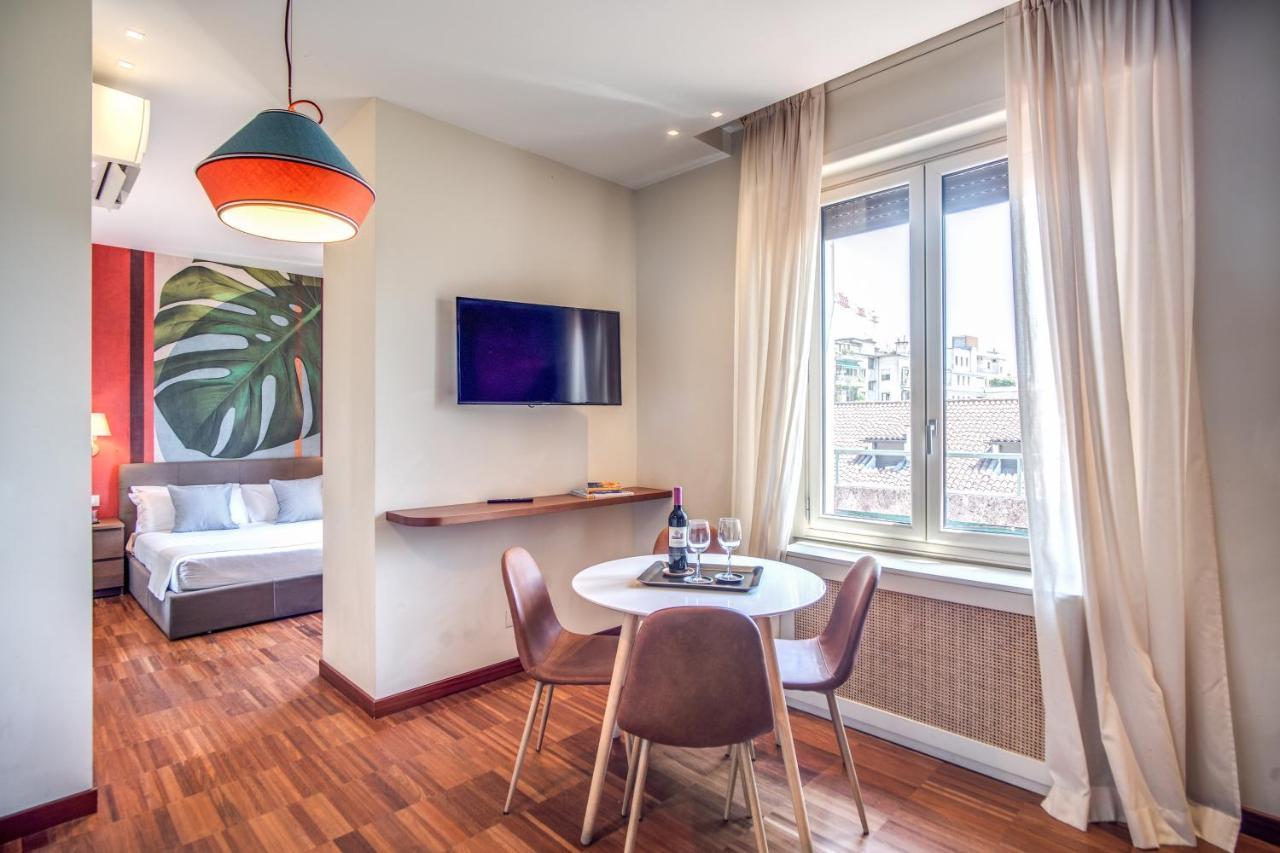 Milhouse Suites Duomo Милано Екстериор снимка
